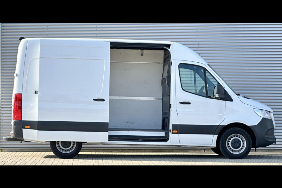 Mercedes-Benz Sprinter 317 CDI L2H2 RWD Automaat,Navi,camera