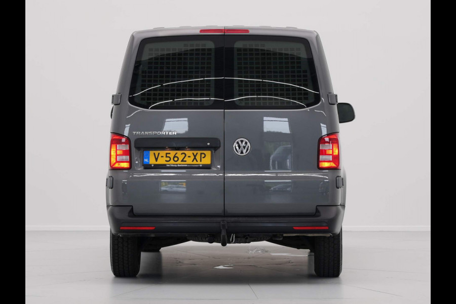 Volkswagen Transporter 2.0 TDI 102pk L2H1 Trendline Navigatie Camera Cruise Trekhaak