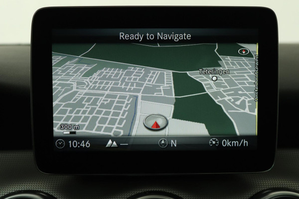 Mercedes-Benz GLA 250 Premium Plus (PANORAMADAK, TREKHAAK, CLIMA, CAMERA, LED, LEDER, STOELVERWARMING, GOED ONDERHOUDEN)