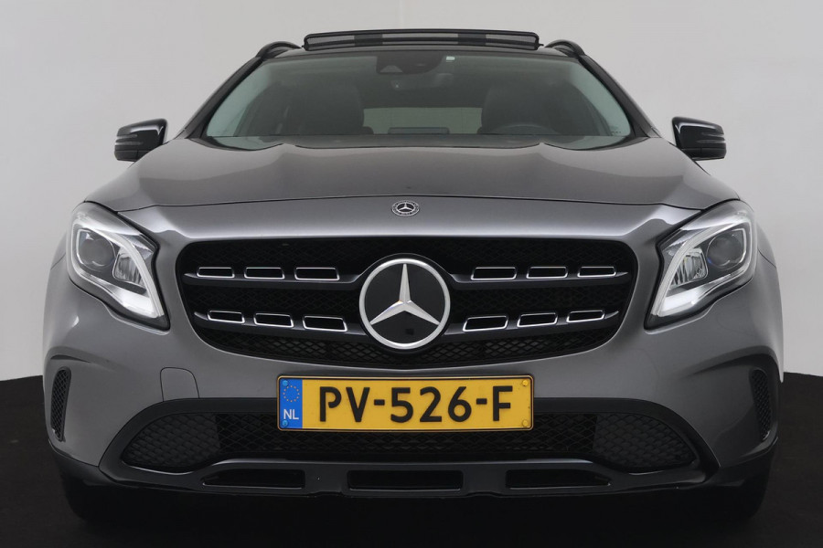 Mercedes-Benz GLA 250 Premium Plus (PANORAMADAK, TREKHAAK, CLIMA, CAMERA, LED, LEDER, STOELVERWARMING, GOED ONDERHOUDEN)