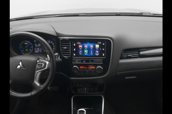 Mitsubishi Outlander 2.4 Intense Plug in Hybrid 225pk PHEV | Alcantara Sportstoelen | Apple Carplay | Camera | Cruise Control | Climate Control | Stoelverwarming | DAB |