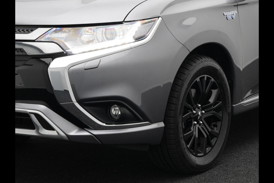 Mitsubishi Outlander 2.4 Intense Plug in Hybrid 225pk PHEV | Alcantara Sportstoelen | Apple Carplay | Camera | Cruise Control | Climate Control | Stoelverwarming | DAB |