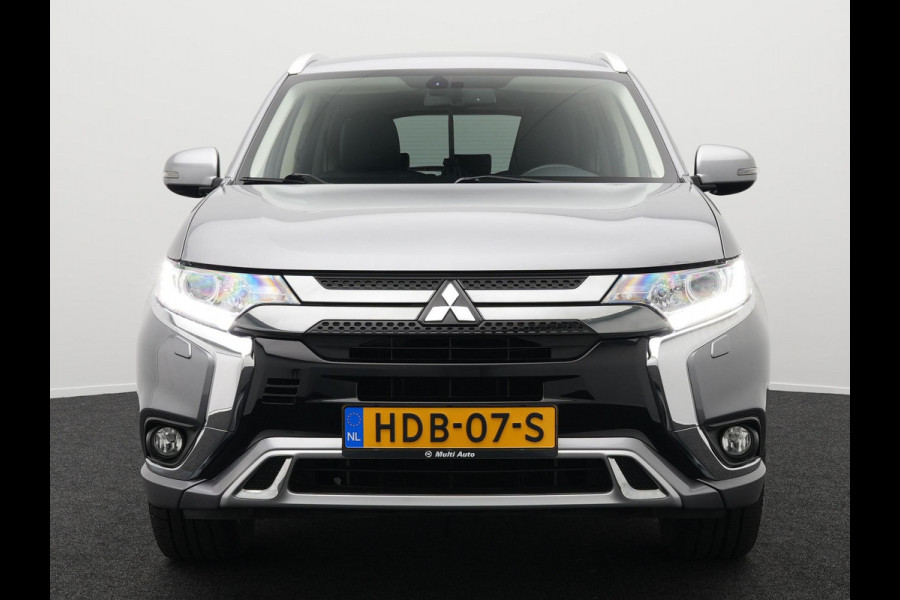 Mitsubishi Outlander 2.4 Intense Plug in Hybrid 225pk PHEV | Alcantara Sportstoelen | Apple Carplay | Camera | Cruise Control | Climate Control | Stoelverwarming | DAB |