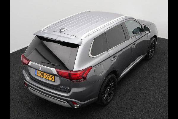 Mitsubishi Outlander 2.4 Intense Plug in Hybrid 225pk PHEV | Alcantara Sportstoelen | Apple Carplay | Camera | Cruise Control | Climate Control | Stoelverwarming | DAB |