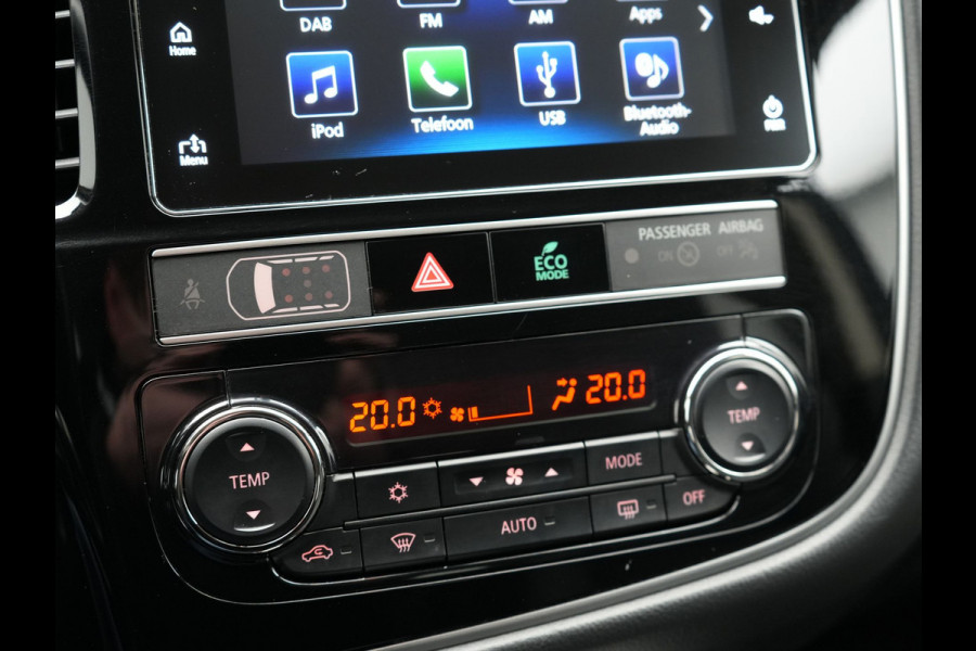 Mitsubishi Outlander 2.4 Intense Plug in Hybrid 225pk PHEV | Alcantara Sportstoelen | Apple Carplay | Camera | Cruise Control | Climate Control | Stoelverwarming | DAB |