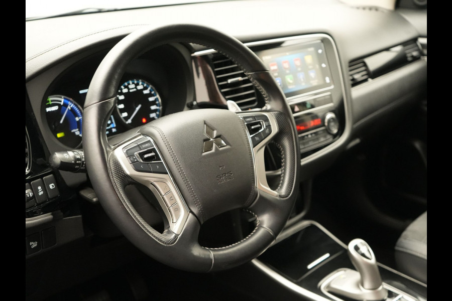 Mitsubishi Outlander 2.4 Intense Plug in Hybrid 225pk PHEV | Alcantara Sportstoelen | Apple Carplay | Camera | Cruise Control | Climate Control | Stoelverwarming | DAB |
