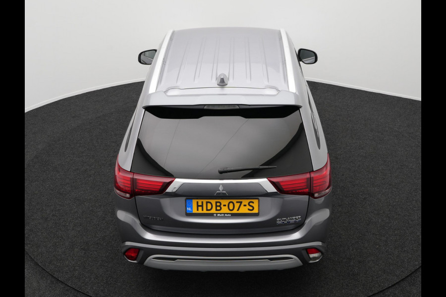 Mitsubishi Outlander 2.4 Intense Plug in Hybrid 225pk PHEV | Alcantara Sportstoelen | Apple Carplay | Camera | Cruise Control | Climate Control | Stoelverwarming | DAB |