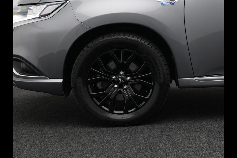 Mitsubishi Outlander 2.4 Intense Plug in Hybrid 225pk PHEV | Alcantara Sportstoelen | Apple Carplay | Camera | Cruise Control | Climate Control | Stoelverwarming | DAB |