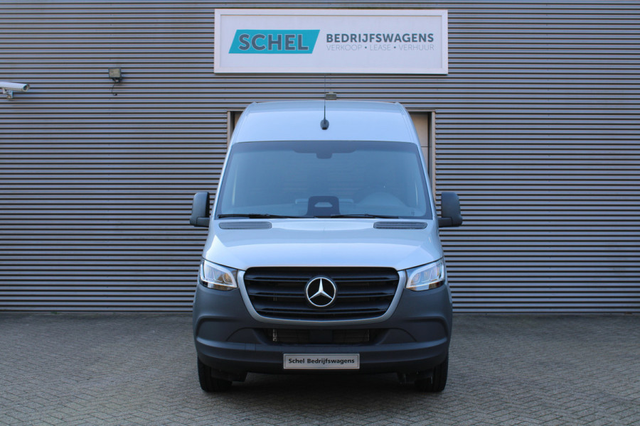 Mercedes-Benz Sprinter 317CDI L2H2 Select - LED - Mbux 10 - 3.5t Trekhaak - Geveerde Stoel - Betimmering - Camera - Carplay - Bind spot - Cruise - Rijk