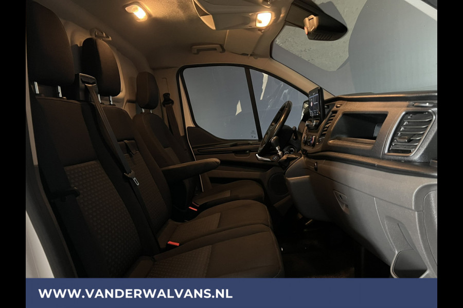 Ford Transit Custom 2.0 TDCI L2H1 Euro6 Airco | Camera | LED | Cruisecontrol | Android Auto | parkeersensoren, verwarmde voorruit, bijrijdersbank, 2800kg trekvermogen