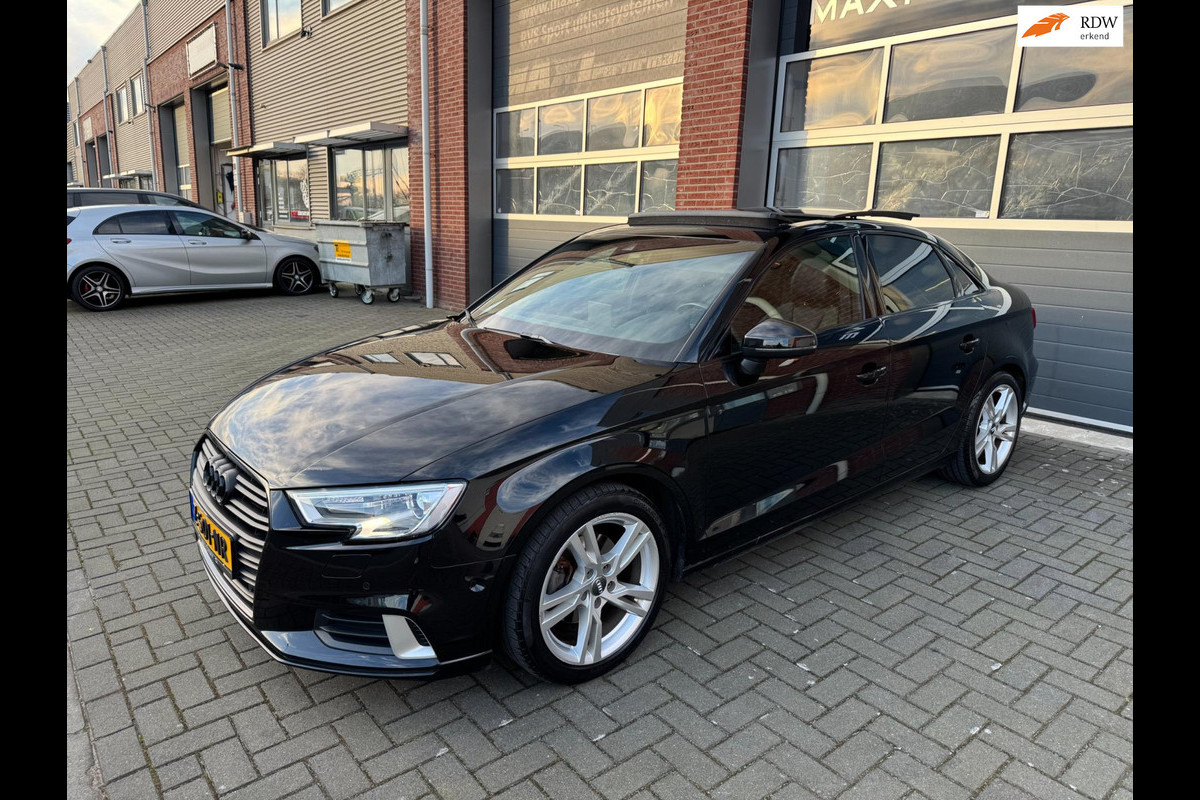 Audi A3 Limousine 1.4 TFSI ACC Pano Virtual Carplay Camera