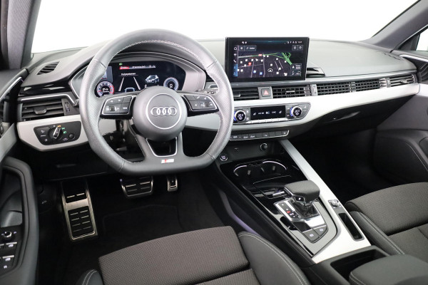 Audi A4 Avant 35 TFSI S edition Competition 150 pk S-tronic | Panoramadak | Verlengde garantie | Navigatie  | Parkeersensoren | Stoelverwarming | S-Line |