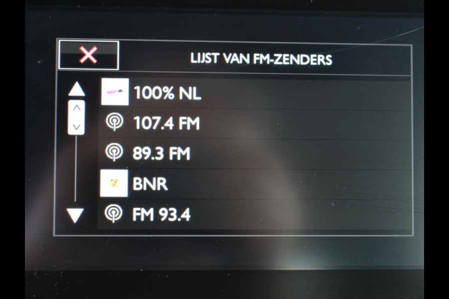 Citroën C4 Cactus 1.2 Shine | Navigatie | Achteruitrijcamera |