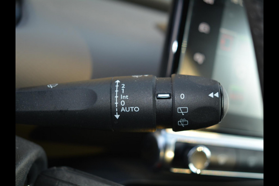 Citroën C4 Cactus 1.2 Shine | Navigatie | Achteruitrijcamera |