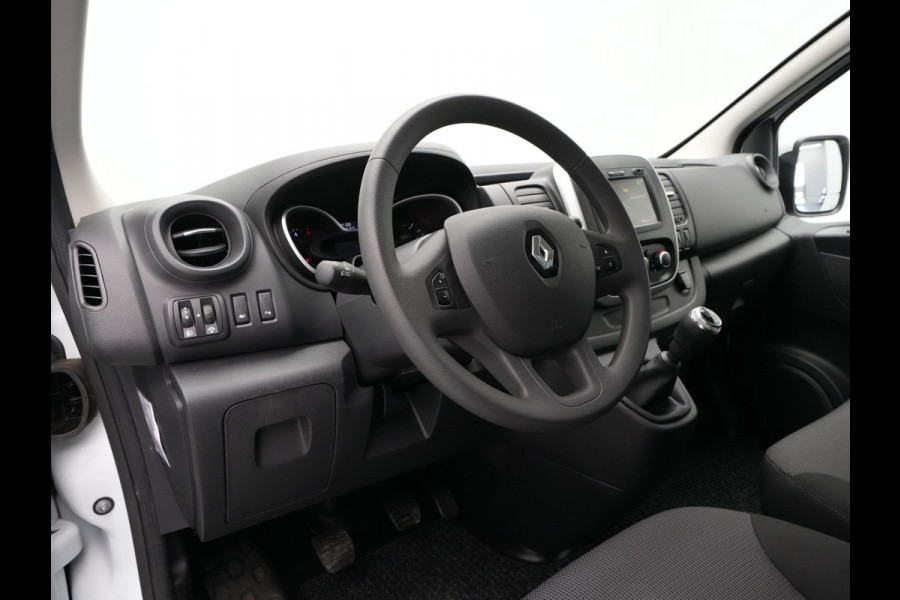 Renault Trafic 2.0 dCi 120 T27 L1H1 Work Edition Navigatie Trekhaak Cruise Led