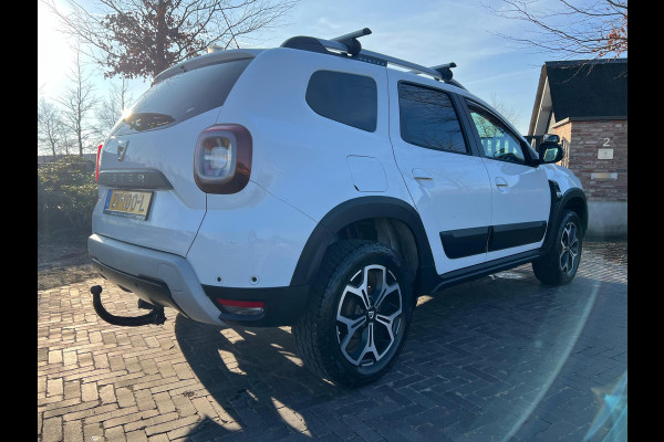 Dacia Duster 1.6 SCe Prestige | Unieke bedrijfswagen | 4X4 | Camera | Trekhaak | Stoelverwarming |