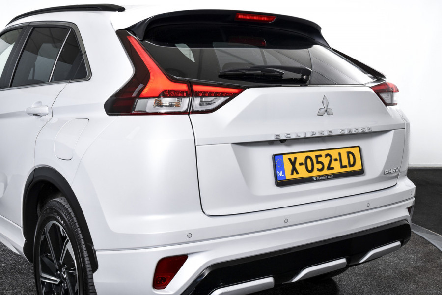 Mitsubishi Eclipse Cross 2.4 PHEV Instyle - Automaat | Winterpakket | Adapt. Cruise | PDC | 360 Camera | NAV + App. Connect | ECC | LM 18" |