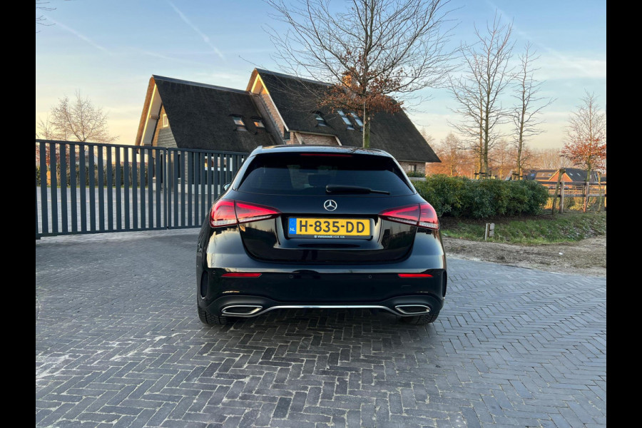 Mercedes-Benz A-Klasse 180 Business Solution AMG Widescreen | Stoelverwarming | Camera | NL-Auto |