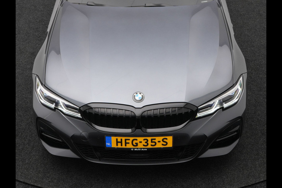 BMW 3 Serie Touring 330e Plug in Hybrid M-Sport PHEV | Panodak  | Adaptive Cruise | Camera | Carplay | Sfeerverlichting | Laser LED | Head-up Display |