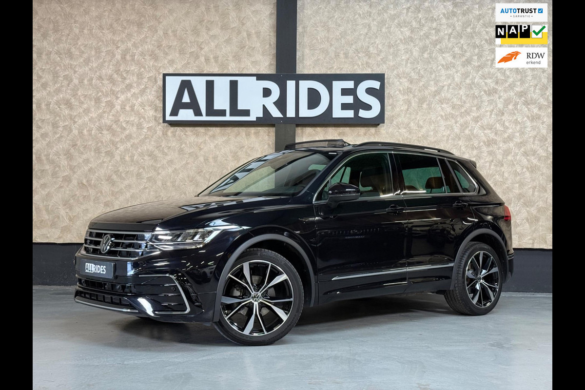 Volkswagen Tiguan 1.5 TSI R-Line | Pano | Camera | Sfeerverlichting | Stoel-/stuurverwarming | CarPlay | DAB