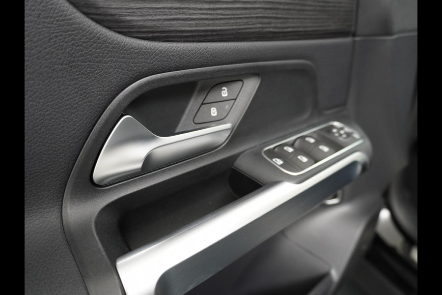 Mercedes-Benz EQB 250 Luxury Line 67 kWh CAMERA | AMBILIGHT | RIJKLAARPRIJS INCL. 12MND BOVAG