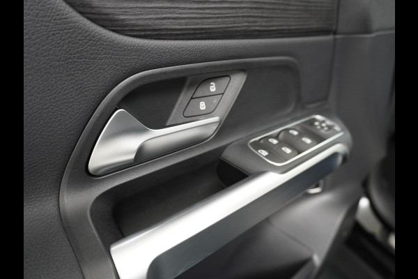 Mercedes-Benz EQB 250 Luxury Line 67 kWh CAMERA | AMBILIGHT | RIJKLAARPRIJS INCL. 12MND BOVAG