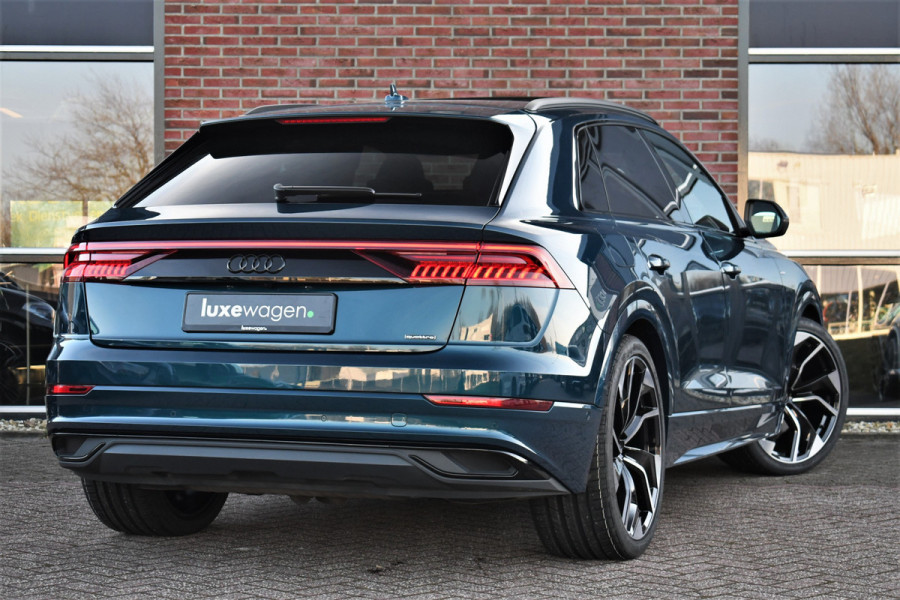 Audi Q8 55 TFSI e quattro S-Line S-zetels Pano 23inch Trekh B&O ACC Softclose