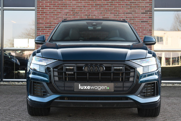 Audi Q8 55 TFSI e quattro S-Line S-zetels Pano 23inch Trekh B&O ACC Softclose