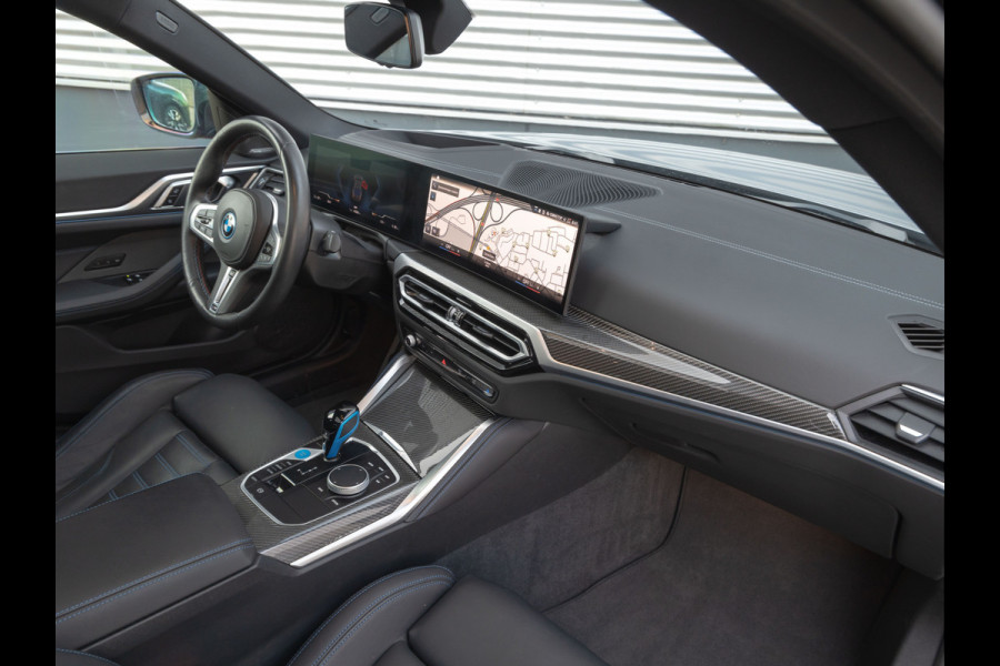 BMW i4 M50 M-Sport Pro - Schuifdak - M-Sportzetels - ACC - Trekhaak - Harman Kardon