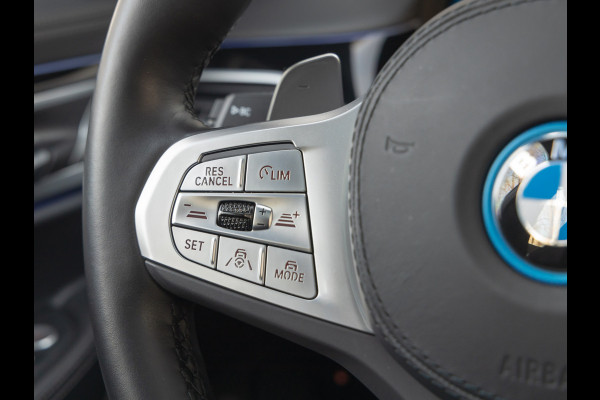 BMW 7 Serie 745e High Executive - M-Sport - Dak - Active Steering - Stoelventilatie