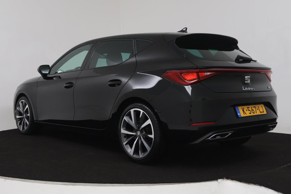 Seat Leon 1.5 eTSI FR Launch Edition (VIRTUAL, STUURVERWARMING, SFEERVERLICHTING, CAMERA, ADAPTIVE CRUISE, 1e EIGENAAR)