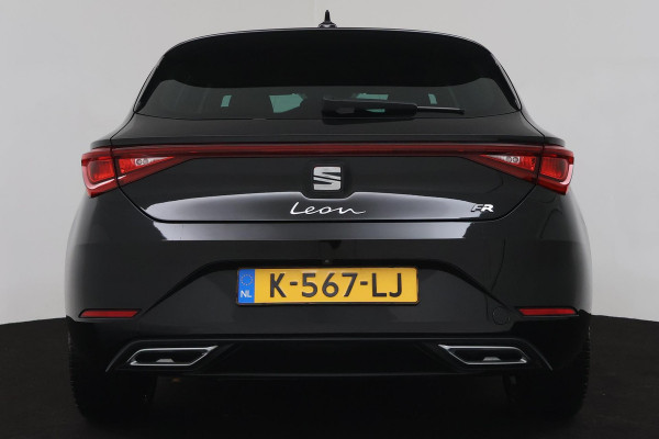 Seat Leon 1.5 eTSI FR Launch Edition (VIRTUAL, STUURVERWARMING, SFEERVERLICHTING, CAMERA, ADAPTIVE CRUISE, 1e EIGENAAR)