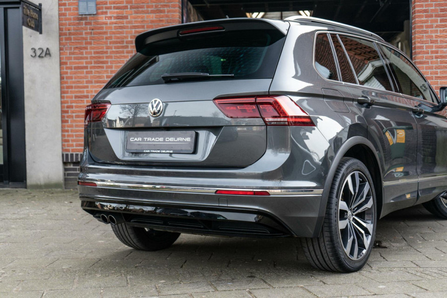 Volkswagen Tiguan 2.0 TSI 4Motion R-Line Pano / Camera / Leer