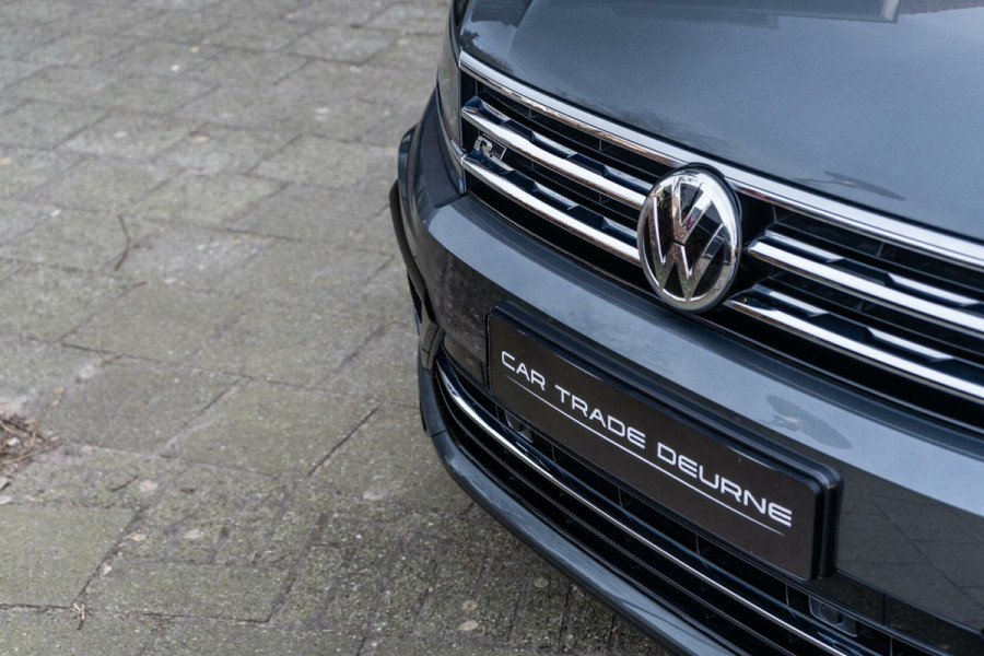 Volkswagen Tiguan 2.0 TSI 4Motion R-Line Pano / Camera / Leer