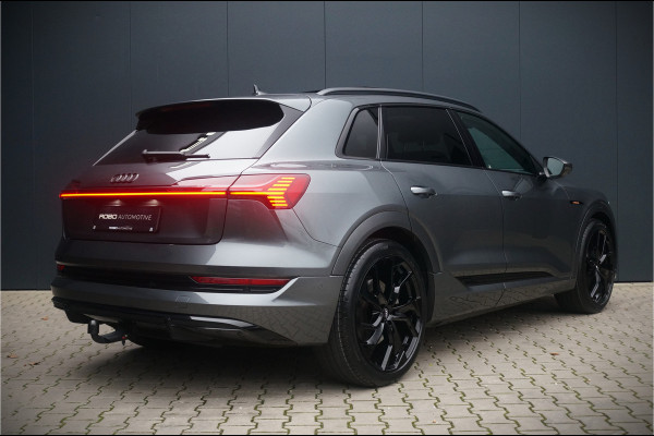 Audi e-tron e-tron 50 quattro S edition Black 71 kWh | S-Line | Panoramadak | Memory Seats | Trekhaak | Luchtvering | Adaptive Cruise Control | Camera | Keyless | Matrix LED | Leder | Stoelverwarming | NAP | BTW