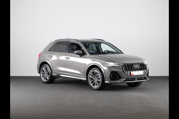 Audi Q3 35 TFSI S edition 150pk | Navigatie | 19 inch Lichtmetalen velgen | Matrix led | Adaptieve cruise controle