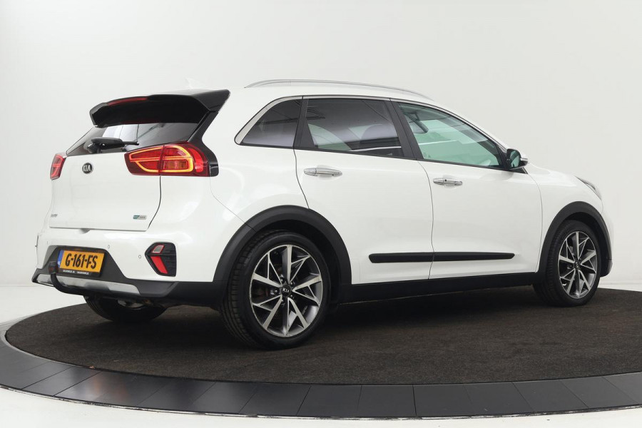 Kia Niro 1.6 GDi Hybrid ExecutiveLine | Schuifdak | Stoelventilatie | Trekhaak | JBL Sound | Leder | Adaptive cruise | Full LED | Camera | Carplay | Keyless