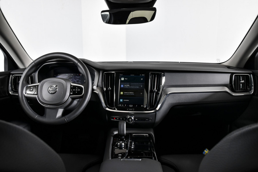 Volvo V60 2.0 T6 Plug-in hybrid AWD Plus Dark | Dig. Cockpit | Adapt. Cruise | Stoel-+Stuurverw. | PDC | Camera | NAV + App. Connect | ECC | LM 19"| 5712