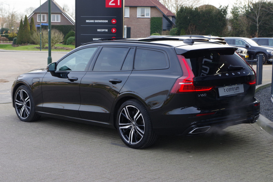 Volvo V60 2.0 T6 Recharge 340 PK AWD R-Design PHEV, Panoramadak, Bowers & Wilkinson Sound, 360 Camera, 4 x Stoelverwarming, Adap. Cruise C