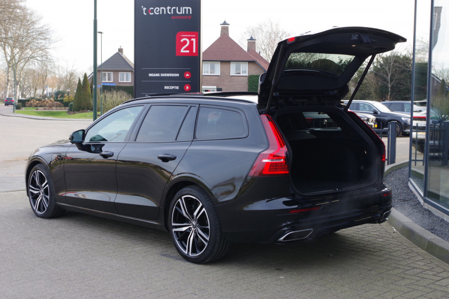 Volvo V60 2.0 T6 Recharge 340 PK AWD R-Design PHEV, Panoramadak, Bowers & Wilkinson Sound, 360 Camera, 4 x Stoelverwarming, Adap. Cruise C