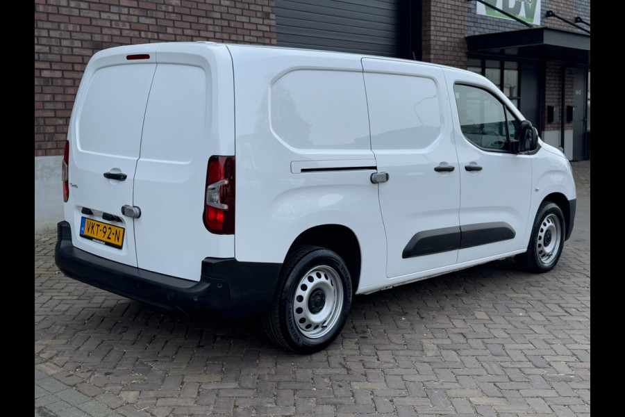 Opel Combo 1.5D L2H1 Edition / 100 PK / Navigatie + Camera / Cruise Control / Parkeersensoren / Gatelock / 1e Eigenaar