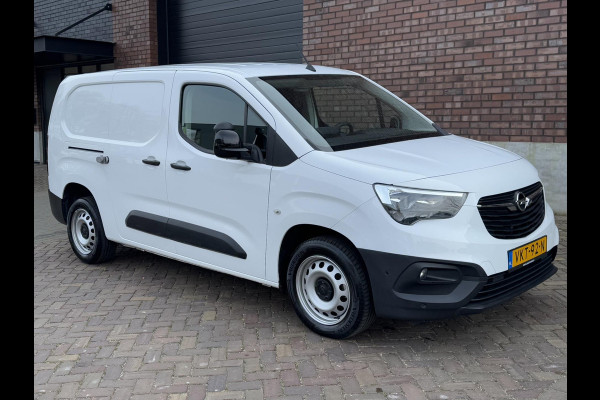 Opel Combo 1.5D L2H1 Edition / 100 PK / Navigatie + Camera / Cruise Control / Parkeersensoren / Gatelock / 1e Eigenaar