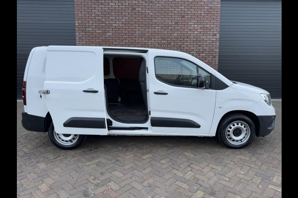 Opel Combo 1.5D L2H1 Edition / 100 PK / Navigatie + Camera / Cruise Control / Parkeersensoren / Gatelock / 1e Eigenaar