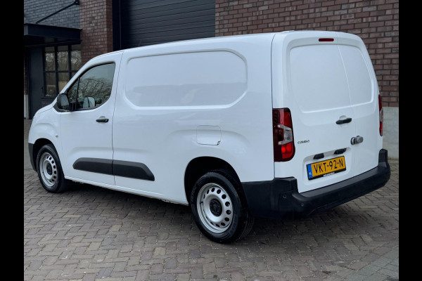 Opel Combo 1.5D L2H1 Edition / 100 PK / Navigatie + Camera / Cruise Control / Parkeersensoren / Gatelock / 1e Eigenaar