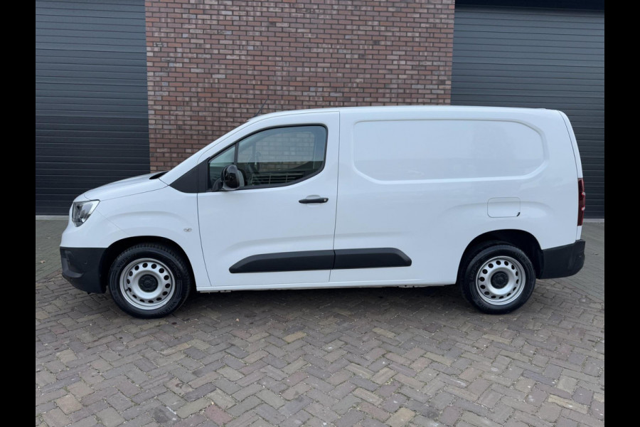 Opel Combo 1.5D L2H1 Edition / 100 PK / Navigatie + Camera / Cruise Control / Parkeersensoren / Gatelock / 1e Eigenaar