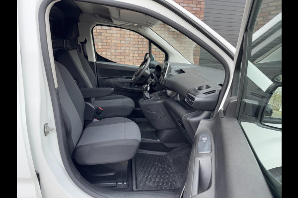 Opel Combo 1.5D L2H1 Edition / 100 PK / Navigatie + Camera / Cruise Control / Parkeersensoren / Gatelock / 1e Eigenaar