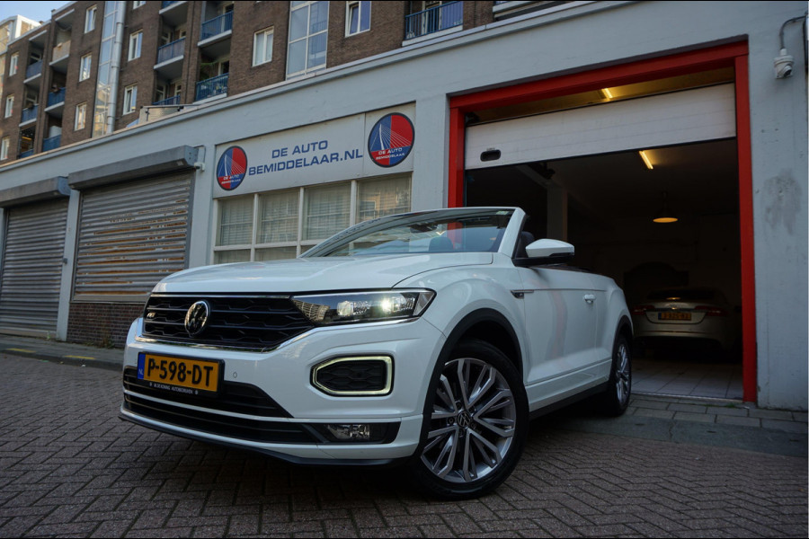 Volkswagen T-Roc Cabrio 1.5 TSI R-Line (3x) IQ-Drive Aut7 * BTW * Adaptive | Lane | Apple Carplay | Trekhaak | Keyless | Virtual Cockpit | Zeer Fraai