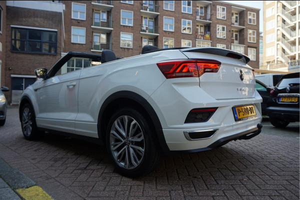 Volkswagen T-Roc Cabrio 1.5 TSI R-Line (3x) IQ-Drive Aut7 * BTW * Adaptive | Lane | Apple Carplay | Trekhaak | Keyless | Virtual Cockpit | Zeer Fraai