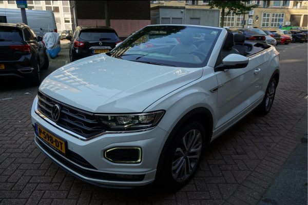 Volkswagen T-Roc Cabrio 1.5 TSI R-Line (3x) IQ-Drive Aut7 * BTW * Adaptive | Lane | Apple Carplay | Trekhaak | Keyless | Virtual Cockpit | Zeer Fraai