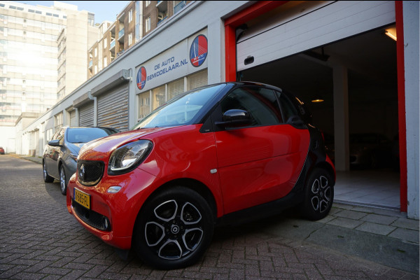 Smart Fortwo electric drive prime | LEER | NAVI | Verwarmd stuurwiel | Stoelverwarming |  Stoelverwarming | Cruise control | LED pakket | 15inch sportvelgen | Touchscreen Full Map Navigatie | BlueTooth interface | Mirrorlink/ Android Auto | Achteruitrijcamera | Parkeersensoren